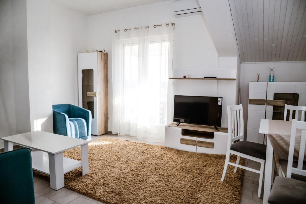 Iker Apartments Tivat Exteriér fotografie