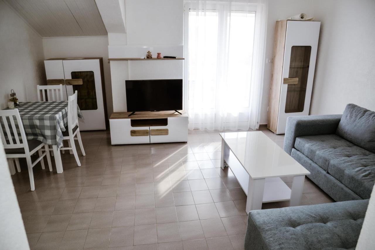 Iker Apartments Tivat Exteriér fotografie